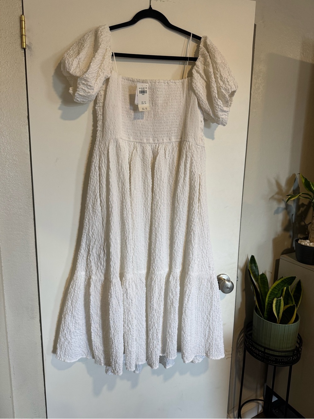 Abercrombie & Fitch White Textured Puff Sleeve Midi Dress Size L NWT - Picture 3 of 6